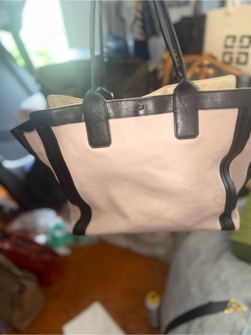 Chloé Beige Leather Tote with Black Leather Trim Large! EUC. - Picture 3 of 5